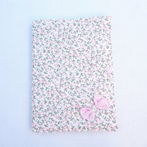 Protège carnet de santé bébé fille &quot;lola&quot; liberty