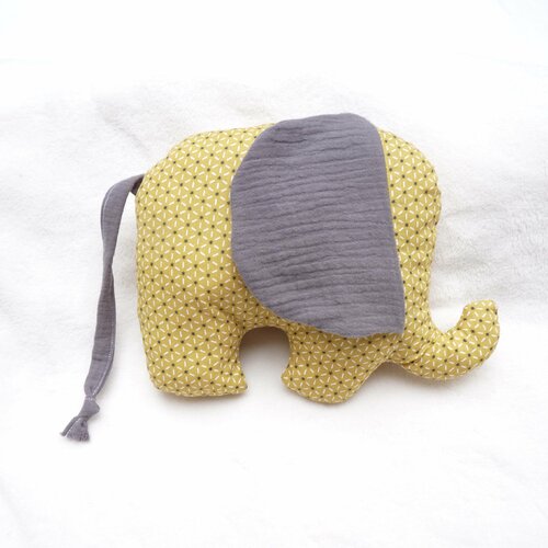 Doudou peluche elephant bebe original cadeau naissance noel  décoration chambre bebe