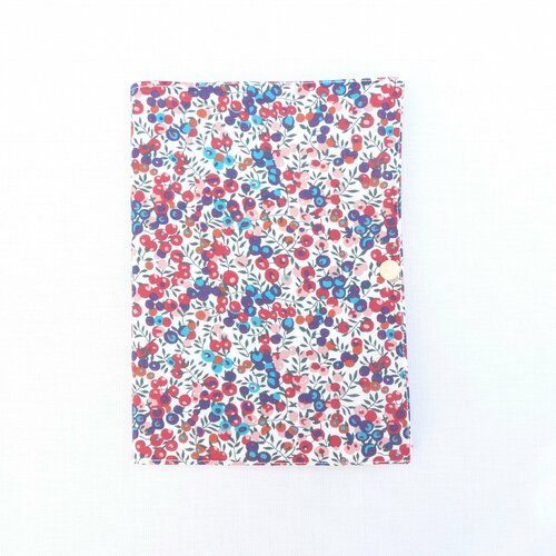 Protège carnet de santé bébé fille &quot;adèle&quot; liberty cadeau naissance wiltshire berry