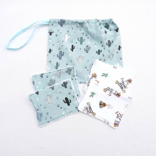 Ensemble 4 lingettes et pochette  liste de naissance cadeau   «clement»