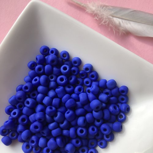 Perles de rocaille bleu dur mat  4 mm  - lot de 4 gr