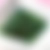 Perles de rocaille de verre ton vert irisé 4 mm  - lot de 15gr