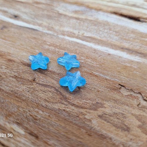 Lot de 3 perles forme étoile acrylique bleu 14 mm