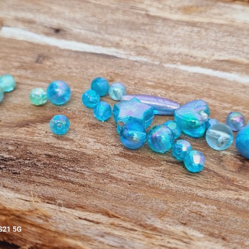 Lot de perles acrylique bleu