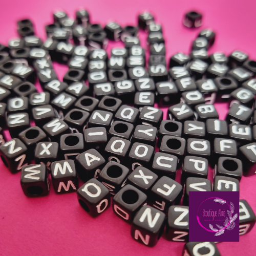 100 mixte perles cube lettres/alphabet noir inscription blanche acrylique 6 x 6 mm