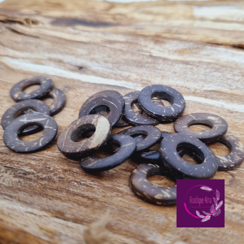 Lot de 16 rondelles de bois de coco 20 mm