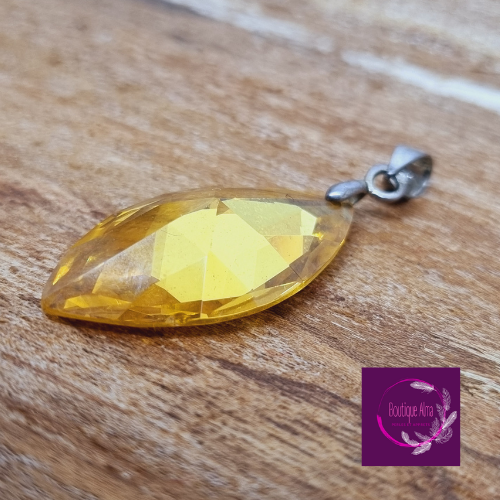 Pendentif topaze jaune 30 mm