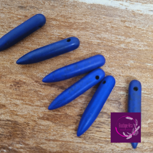 Aiguillettes pierre howlite bleu longueur 24 mm x 6