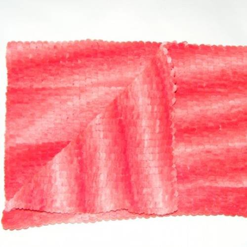 Couverture Bebe En Laine Pompons Un Grand Marche