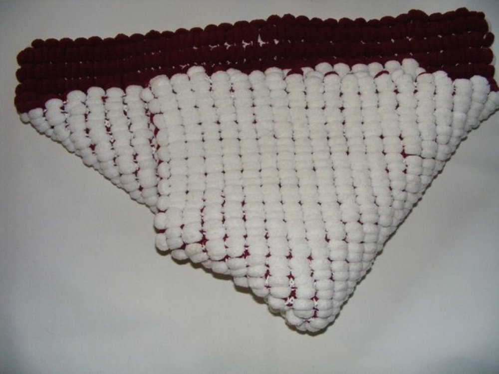 Couverture Bebe En Laine Pompons Un Grand Marche
