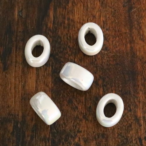 Lot de 5 perles en céramique émaillées - blanc - 16 x 13 mm