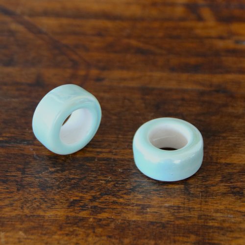 Lot 5 perles en céramique émaillées - bleu clair - 20 x 10 mm