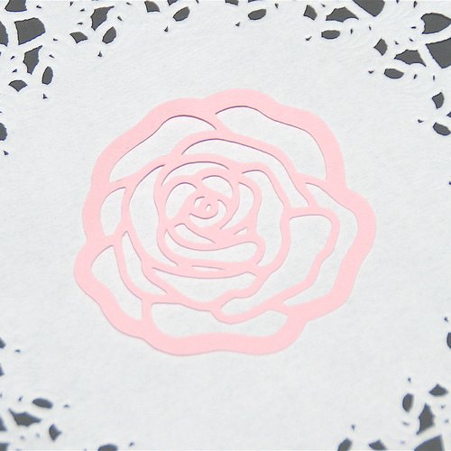 1 découpe en papier - fleur rose - 6,3 x 6 cm