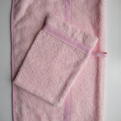 Serviette de toilette adulte + 1 gant