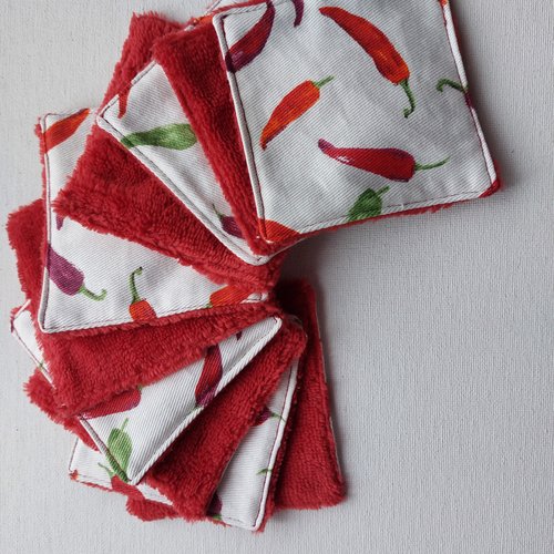 Lingettes démaquillantes motifs piments  en lot de 10