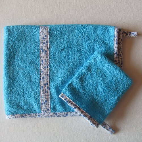 Serviette de toilette enfant  bleue + 1 gant