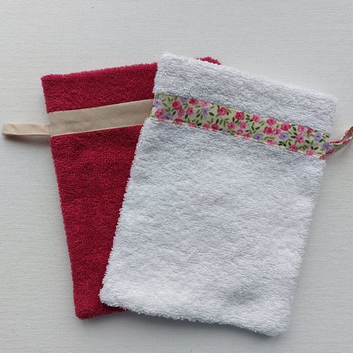 Gants de toilette adulte avec un revers   ( bordeaux blanc  )