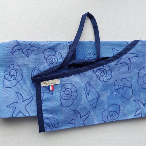 Tablier   adulte   ( motifs coquillages )