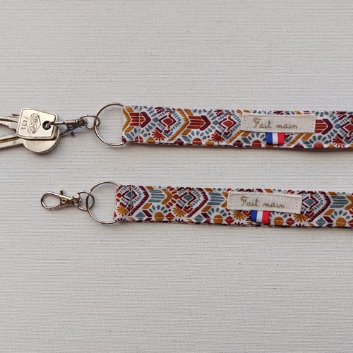 Porte clés poignet adulte vendu en 1 lot de 2 pièces