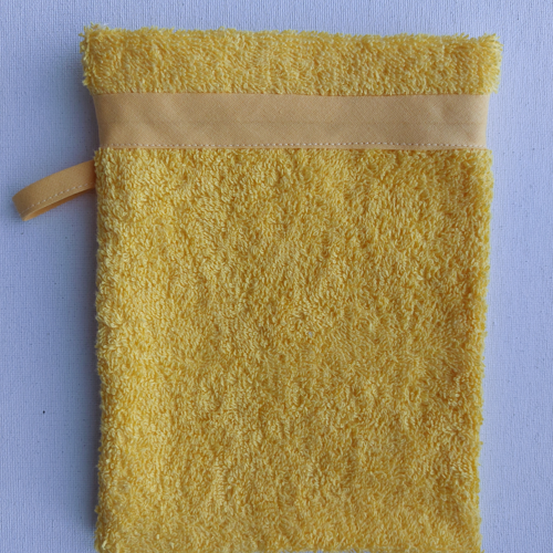 Gants de toilette adulte avec un revers   vendu  à l'unité