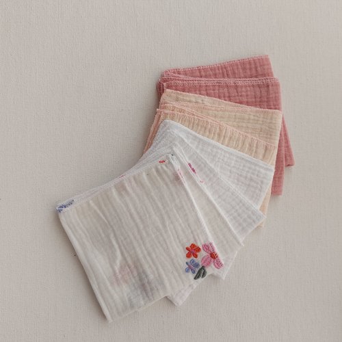 Mouchoir en double gaze de coton  vendu en 1 lot de 8 mouchoirs