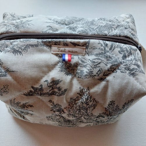 Trousse toilette matelassée  doublée  en coton enduit poche intérieure