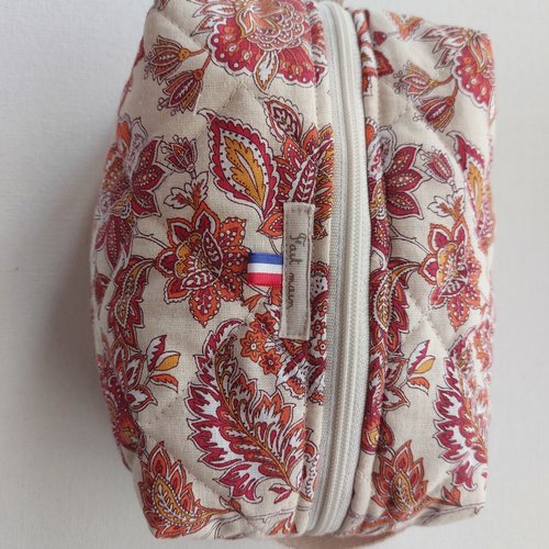 Trousse toilette matelassée  doublée  en coton enduit poche intérieure