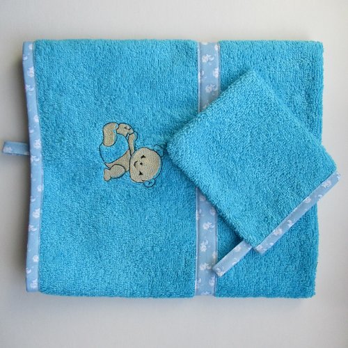 Serviette de toilette enfant turquoise brodé + 1 gant