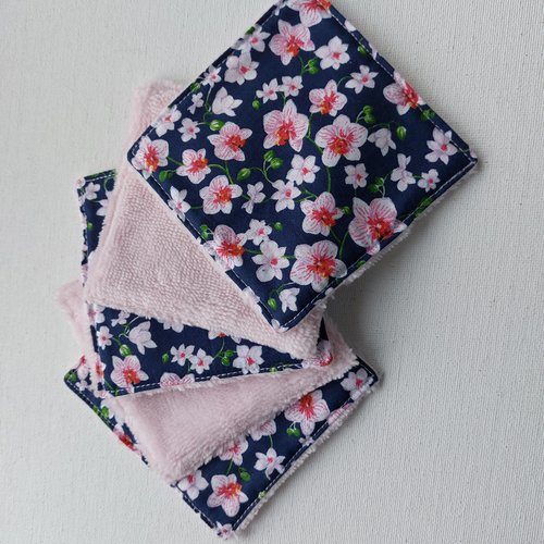 Lingettes démaquillantes  roses et rouges ( 5 )