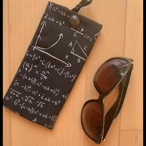 Étui à lunettes " j'aime les mathématiques" en tissu coton