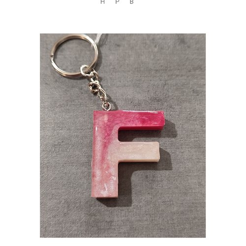 Porte clé alphabet en résine "f"