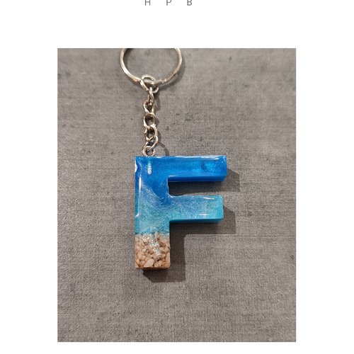 Porte clé alphabet en résine "f"