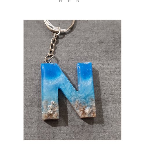 Porte clé alphabet en résine "n"