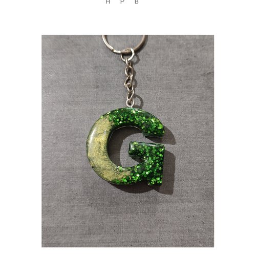 Porte clé alphabet en résine "g"