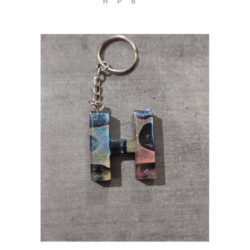 Porte clé alphabet en résine "h"