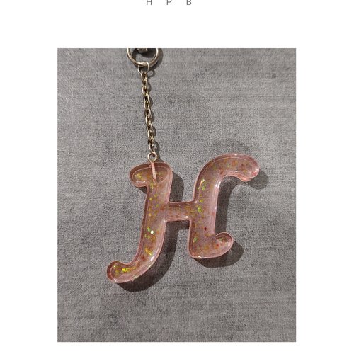 Porte clé alphabet en résine "h"