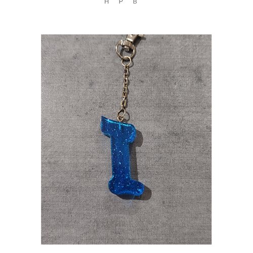 Porte clé alphabet en résine "i"