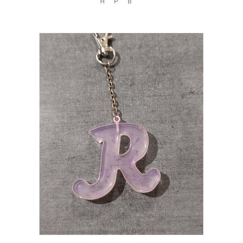 Porte clé alphabet en résine "r"