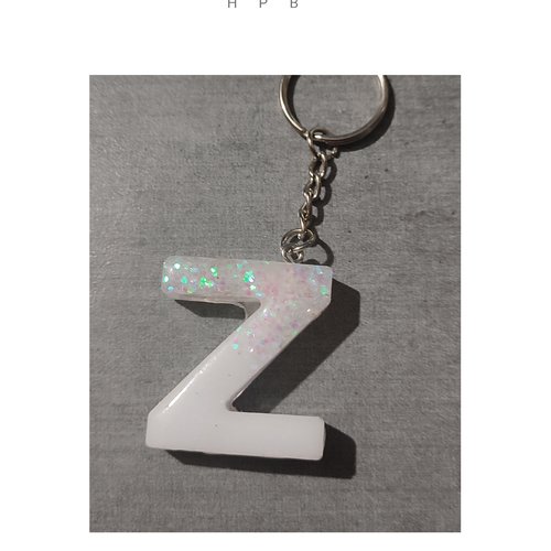 Porte clé alphabet en résine "z"