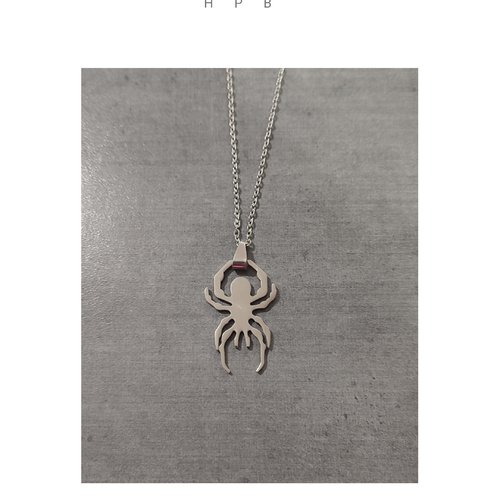 Collier spider