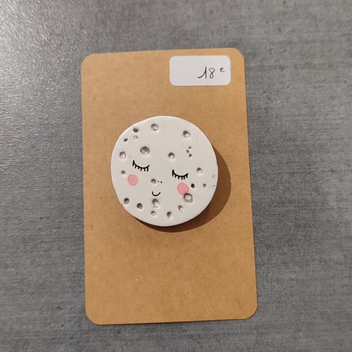 Broche en argile