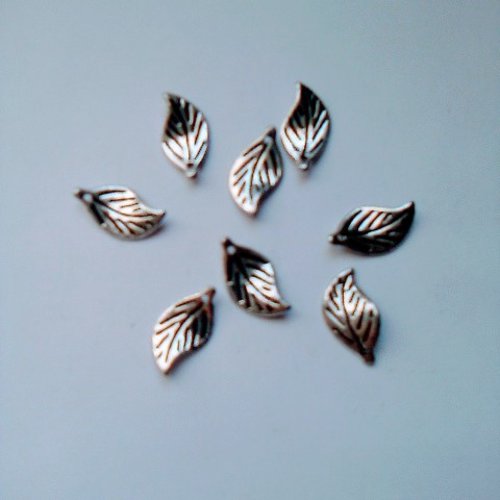 Breloques feuilles métal argenté 20mm x8