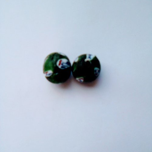 Perles indienne lampwork vert 20mmx2
