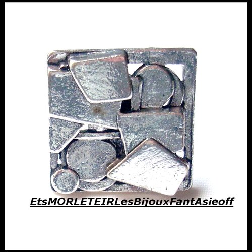 Bague contemporaine cubique métal argenté réglable