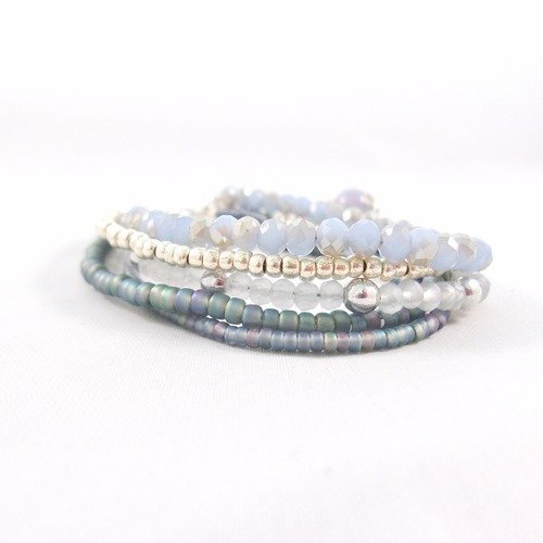 Bracelet perles, bracelet cristal, bracelet miyuki, bracelet bleu, bracelet argenté, bracelet femme, bracelet multirangs
