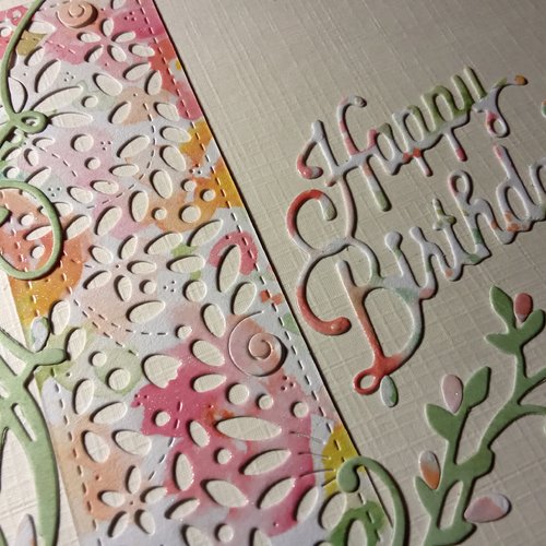 Carte fleurie "joyeux anniversaire"
