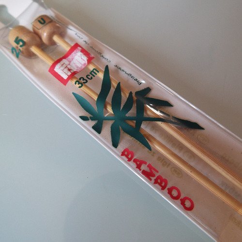 Aiguille à tricoter bambou - marque prym - 2.5 mm / 33 cm - accessoire tricot