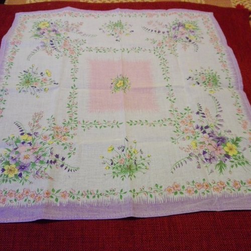 Lot de 4 grands  mouchoirs pur coton recyclés motifs fleurs