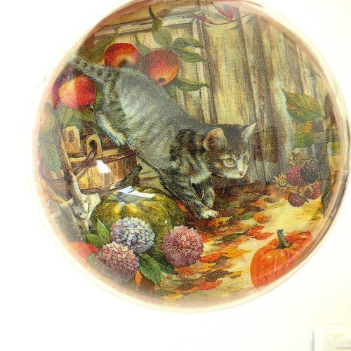 Boule 12cm  3d automne et chat, serviettage,