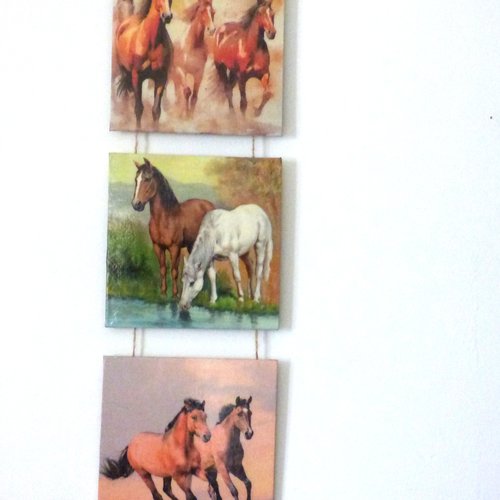 Tableau chevaux serviettage decoration murale a suspendre